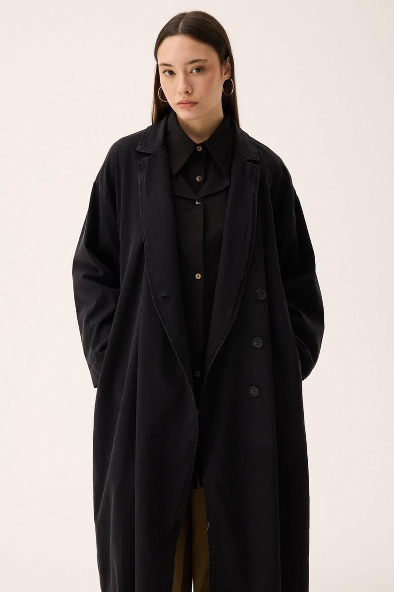 Kruvaze Düğmeli Denim Kap Siyah