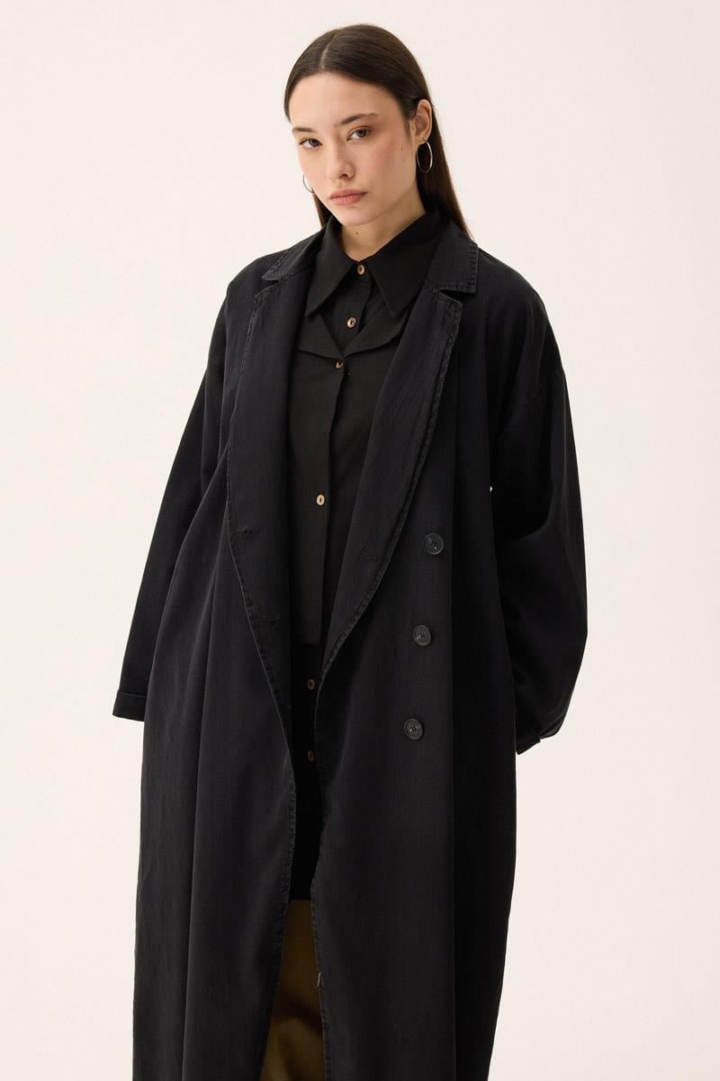 Kruvaze Düğmeli Denim Kap Siyah