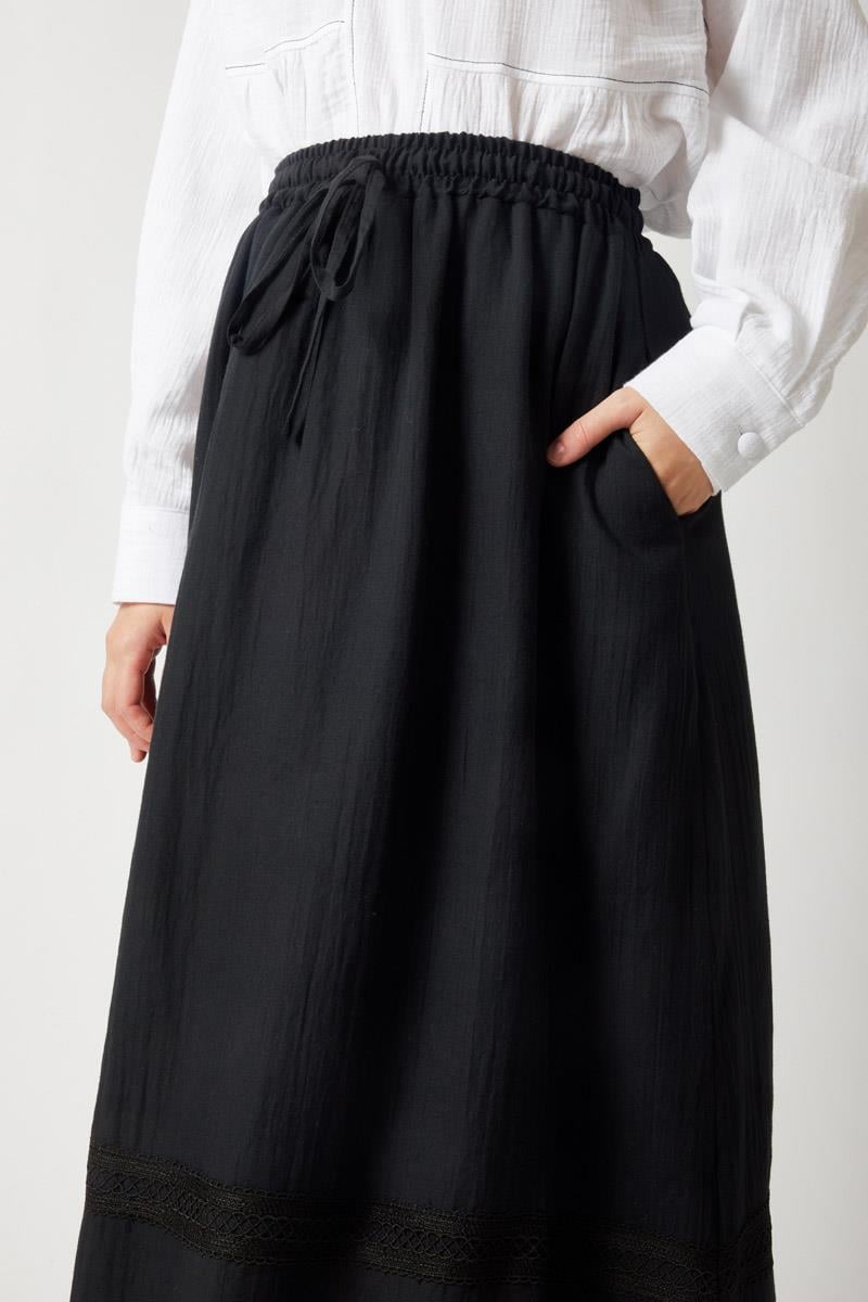 Lara Dantelli Etek Siyah