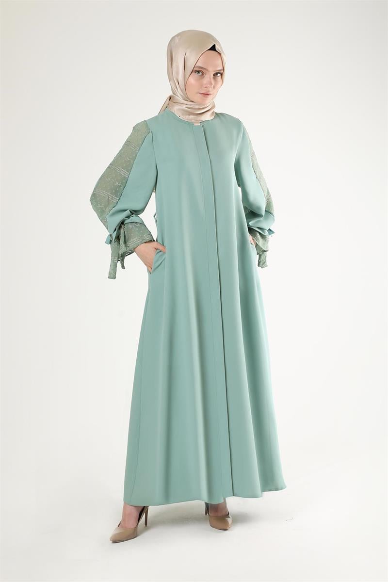 Manşeti Fiyonklu Garnili Ferace Mint