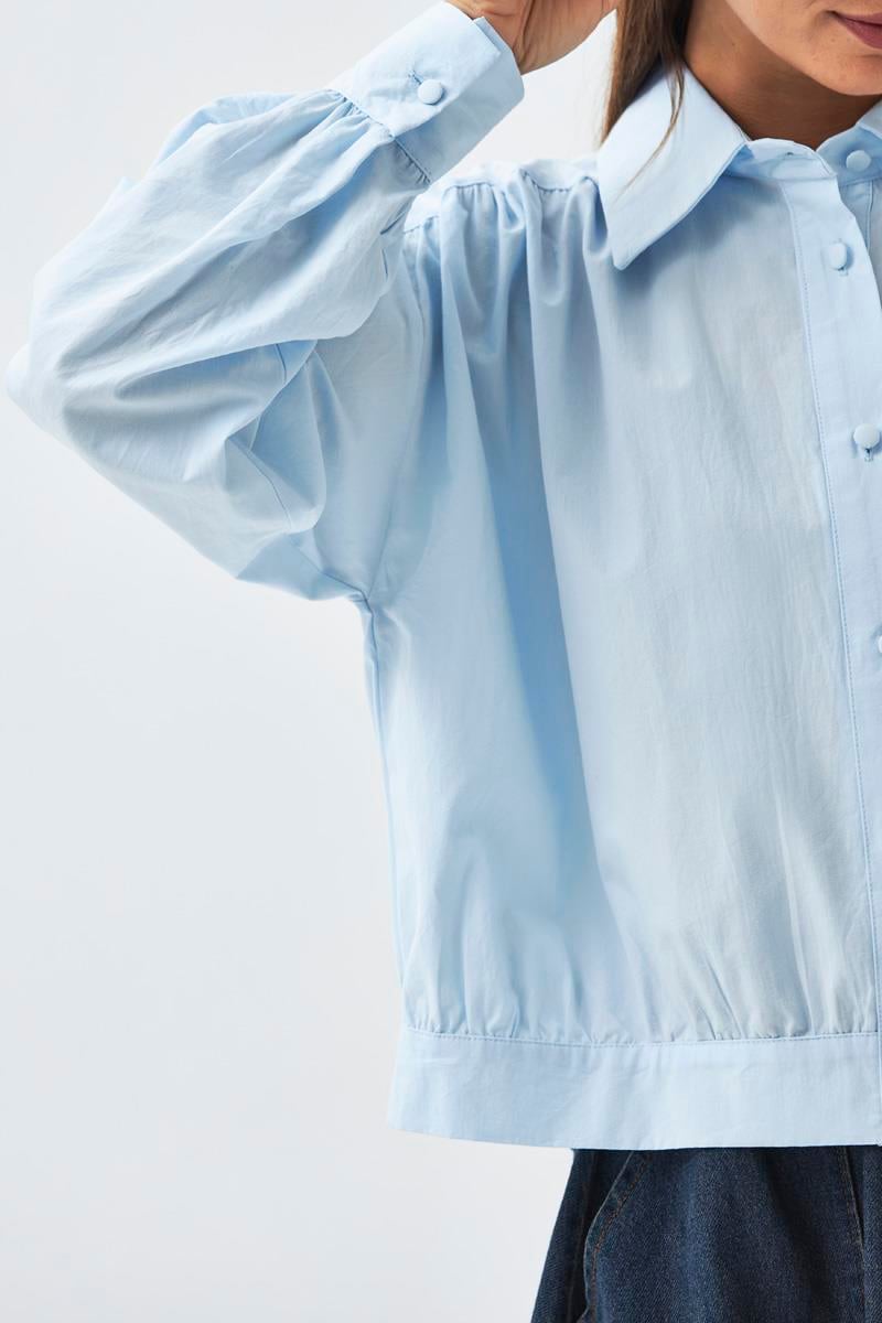 Omuzdan Büzgülü Poplin Gömlek Buz Mavisi
