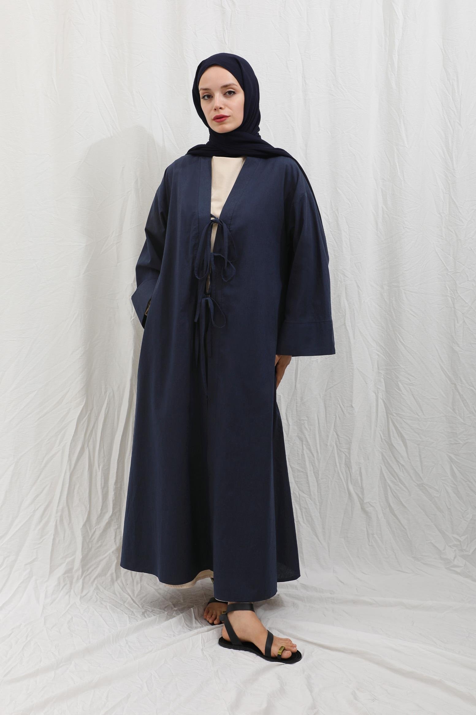 Önden Bağlamalı Abaya Lacivert