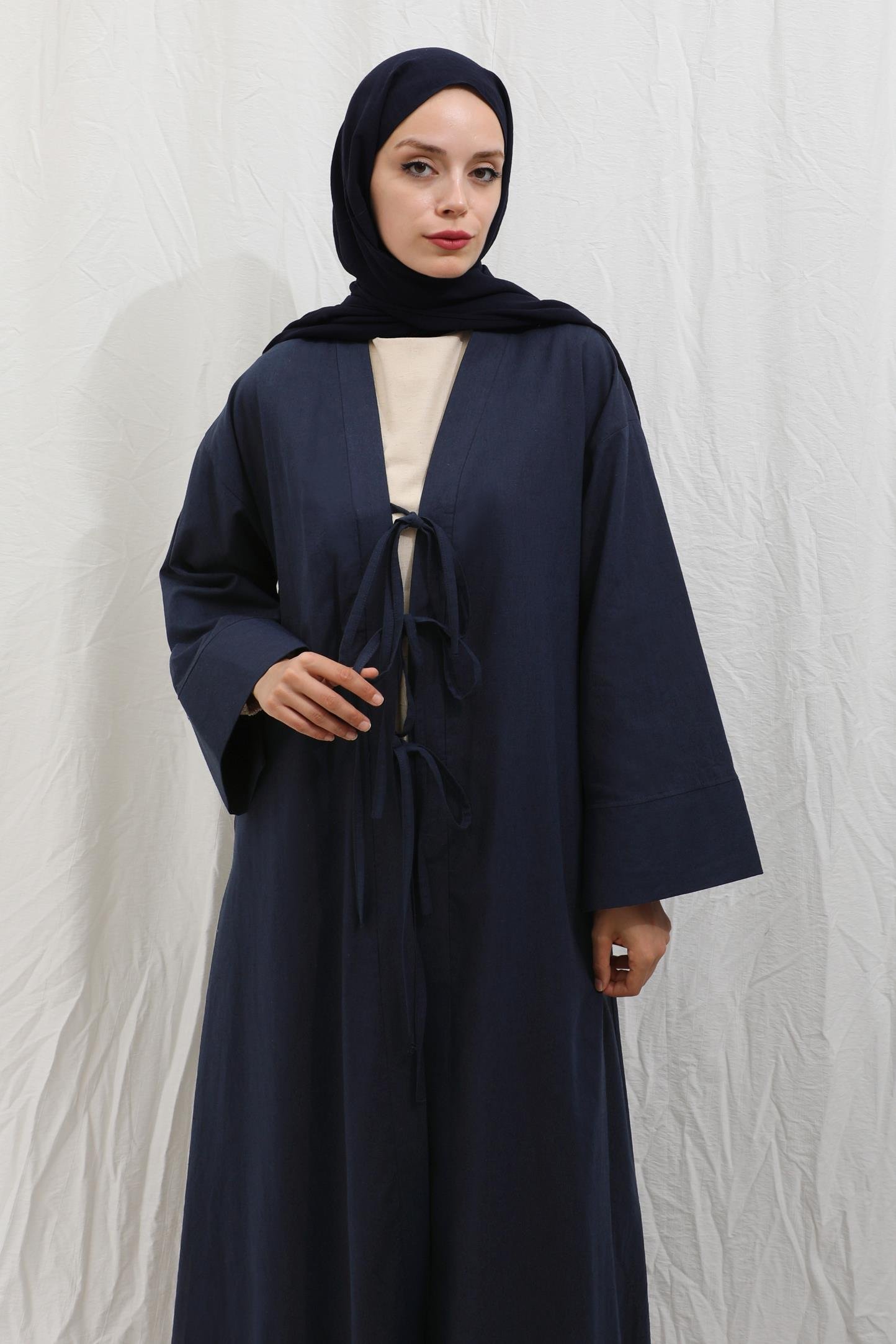 Önden Bağlamalı Abaya Lacivert