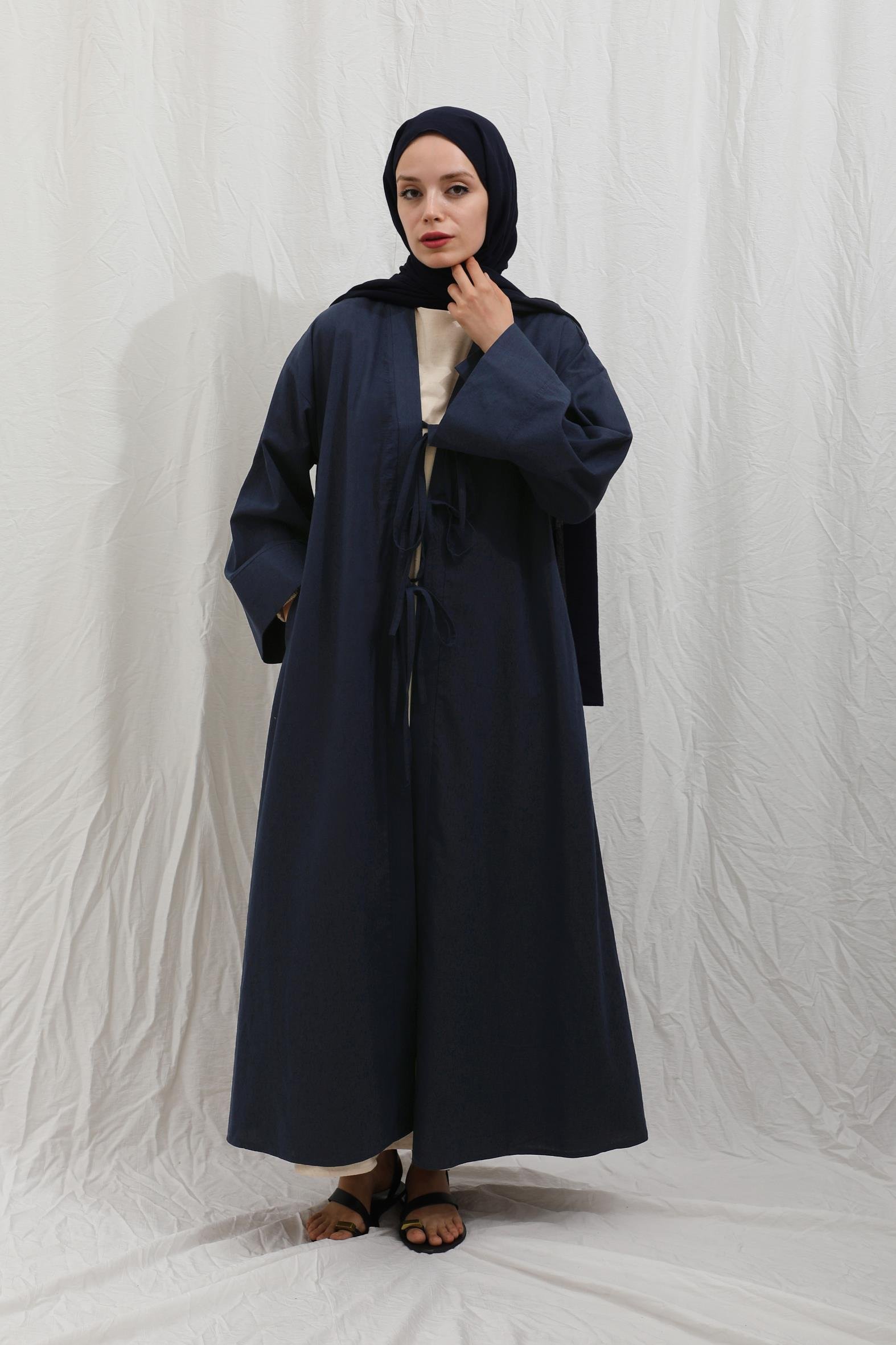 Önden Bağlamalı Abaya Lacivert