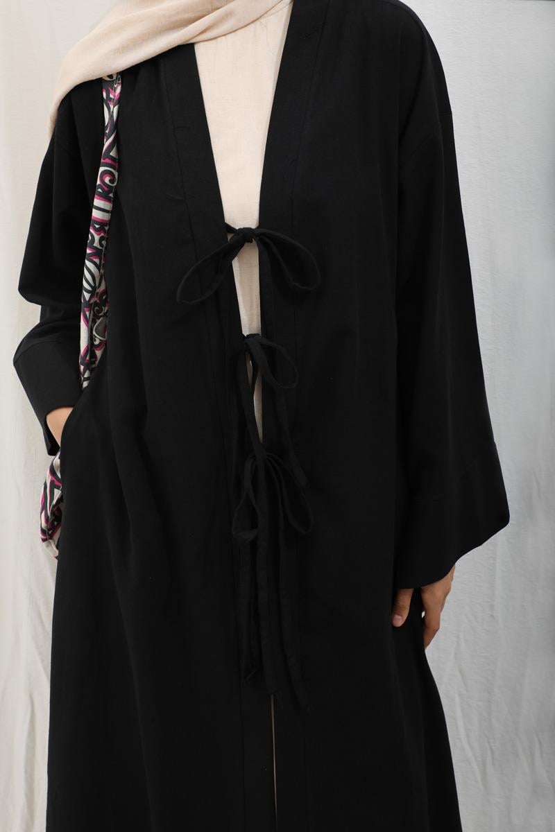 Önden Bağlamalı Abaya Siyah