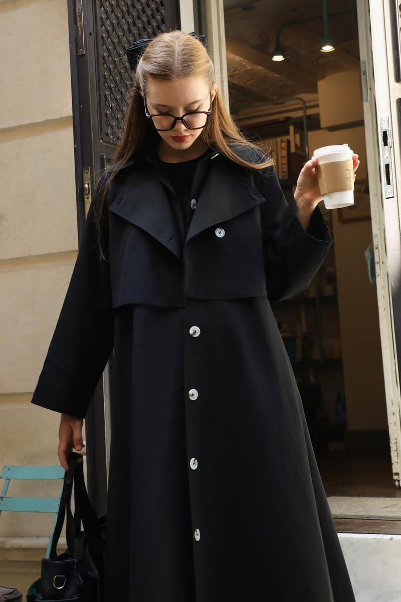 Parçalı Kloş Trençkot Siyah