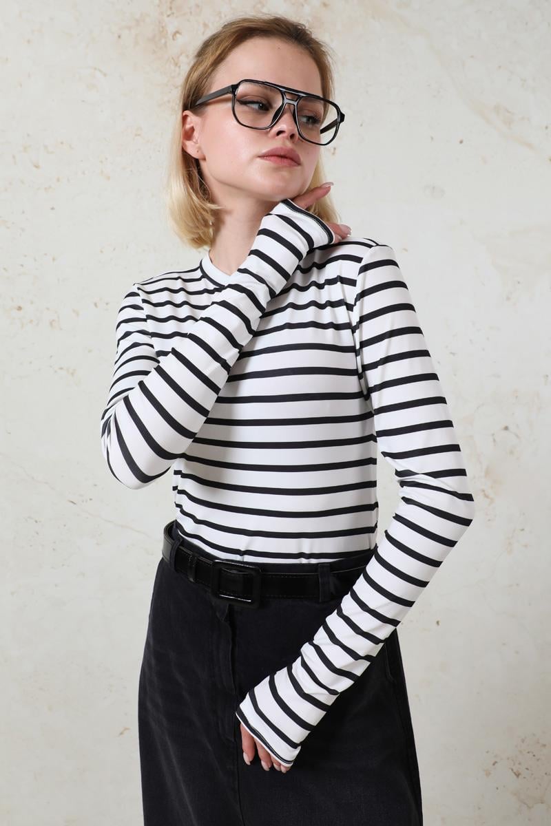 Parmaklı Çizgili Body Siyah