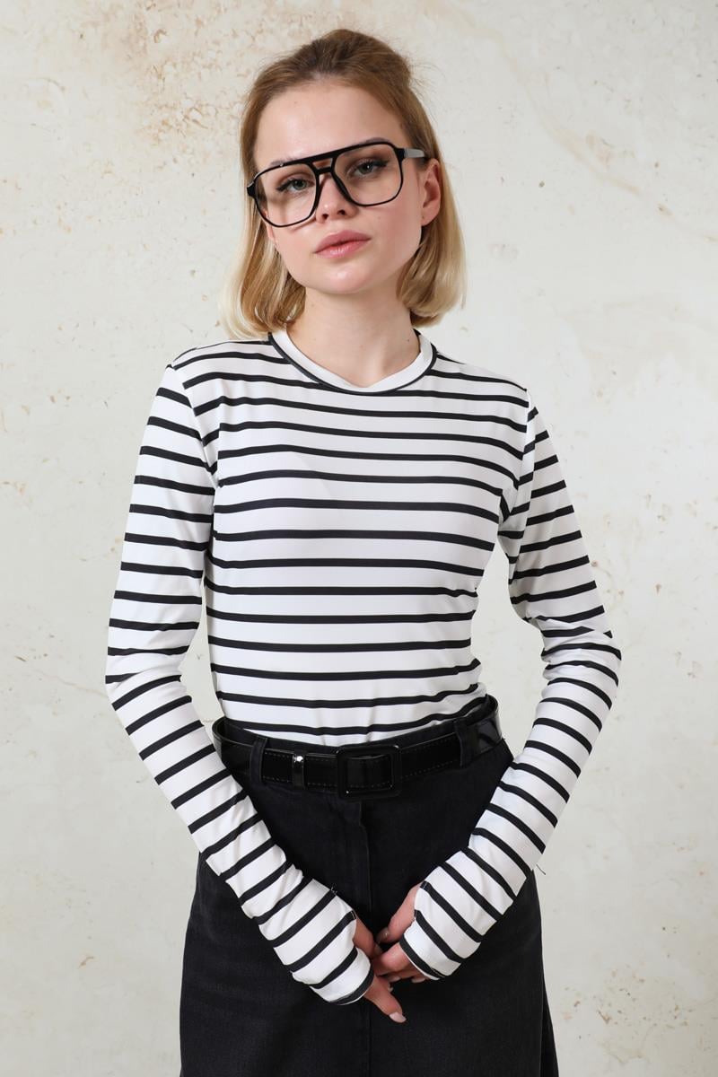 Parmaklı Çizgili Body Siyah