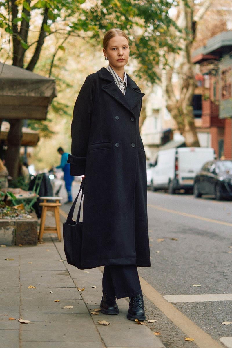 Pens Detaylı Kruvaze Kaban Siyah