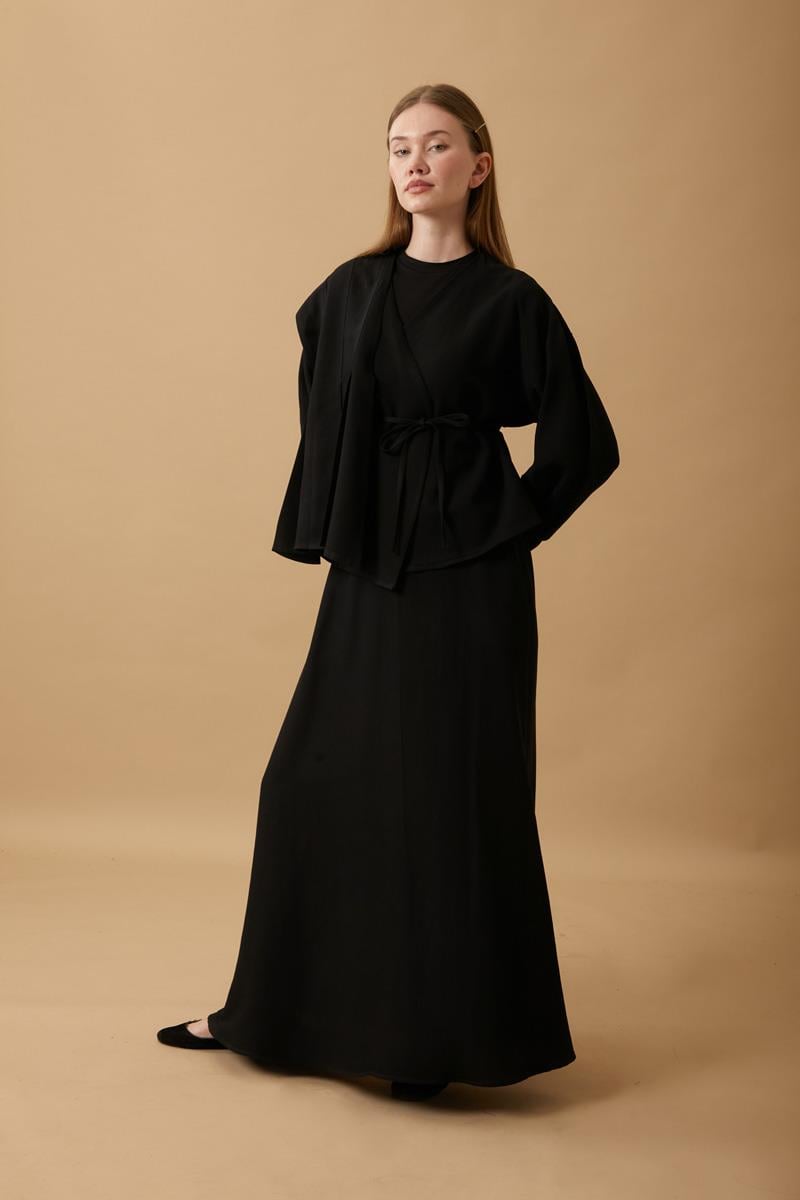 Kapat Pile Parça Detaylı Etek Takım Siyah