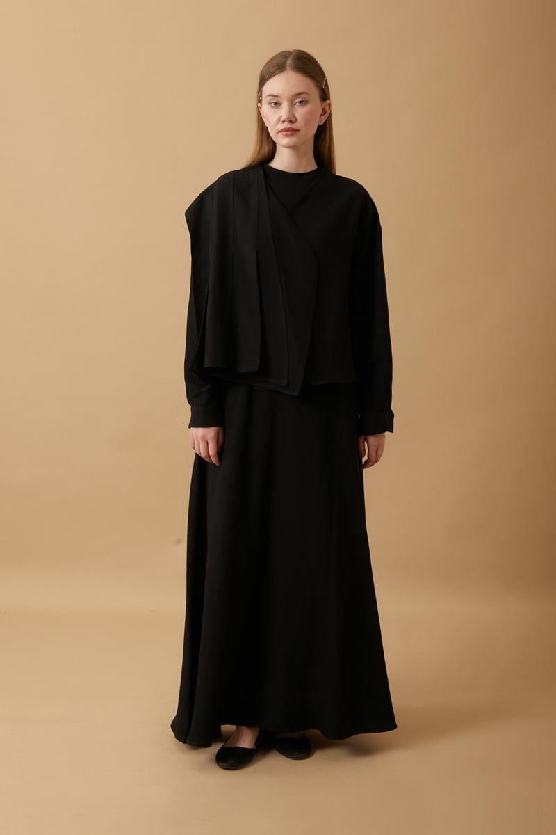 Kapat Pile Parça Detaylı Etek Takım Siyah