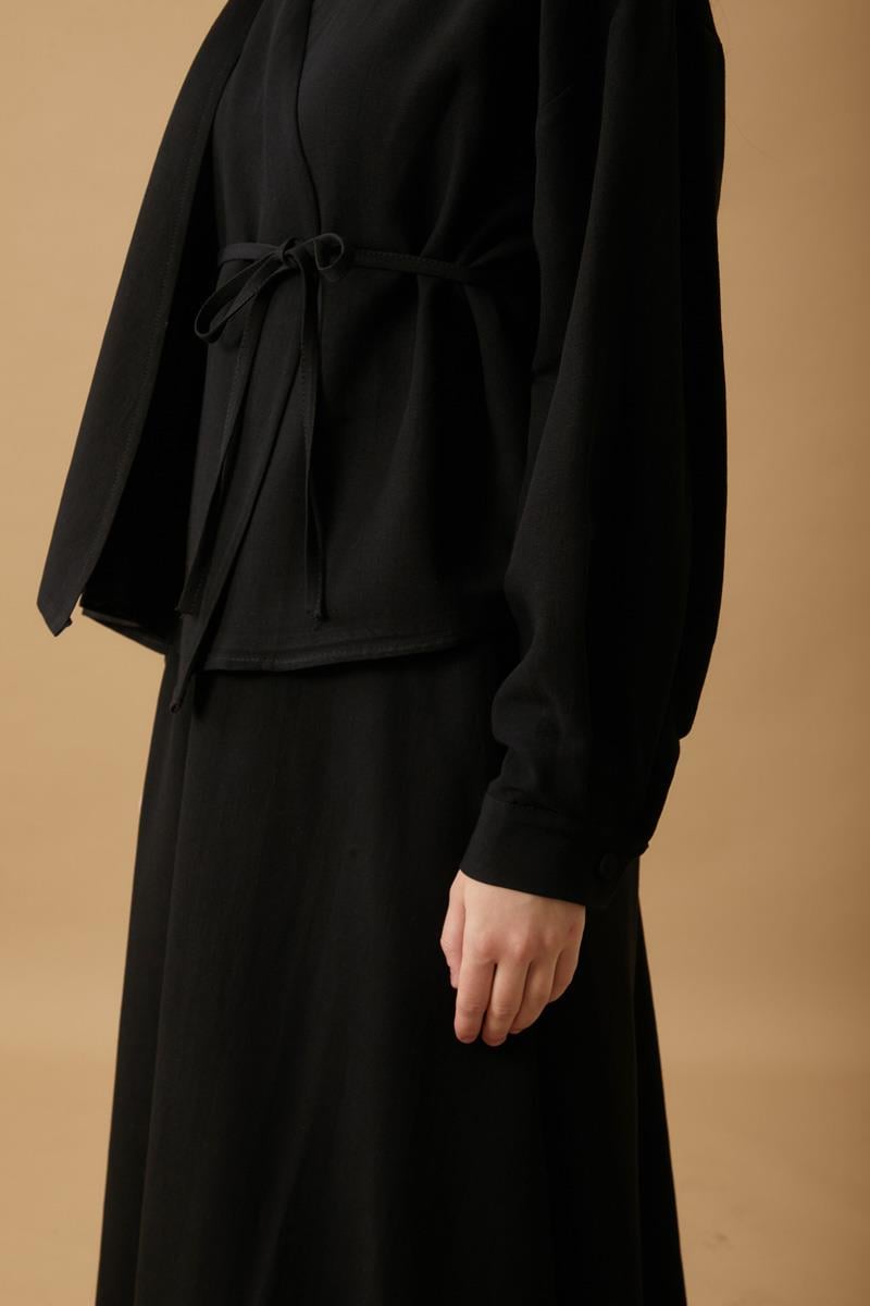 Kapat Pile Parça Detaylı Etek Takım Siyah