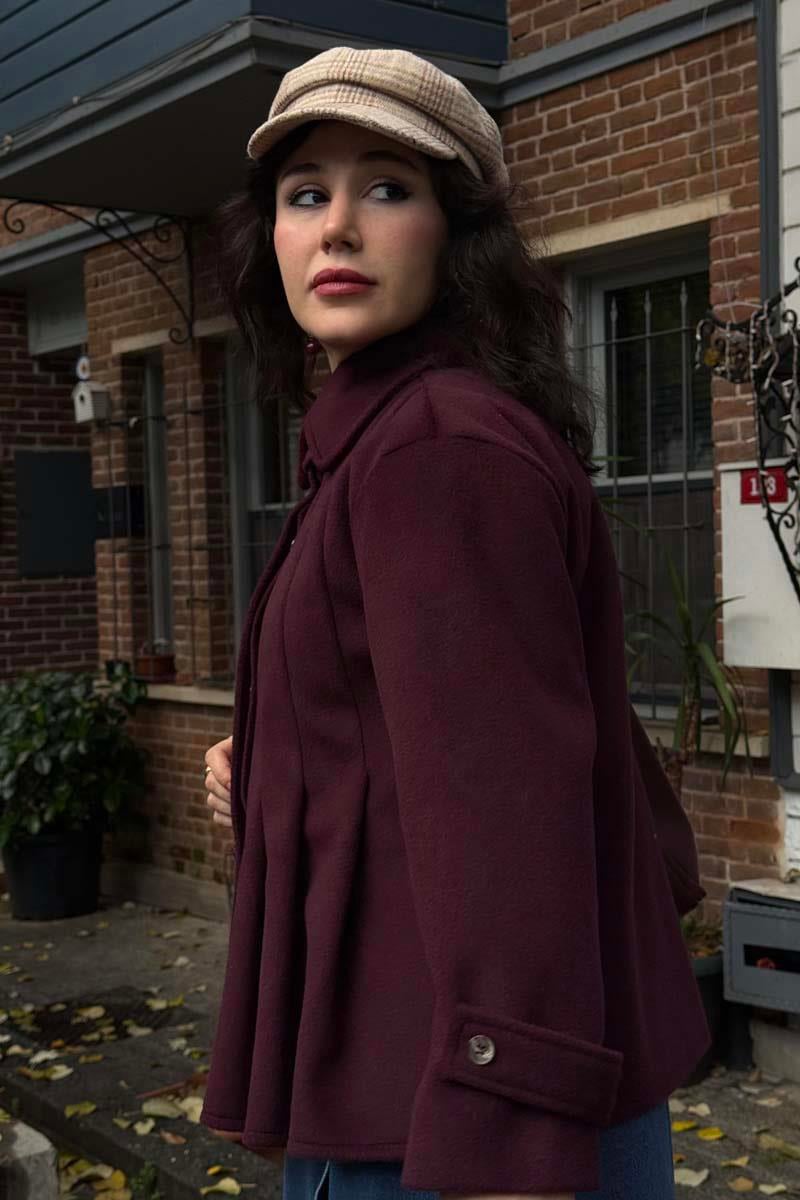 Pileli Kısa Kaban Bordo