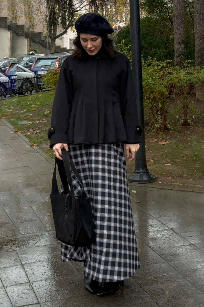 Pileli Kısa Kaban Siyah