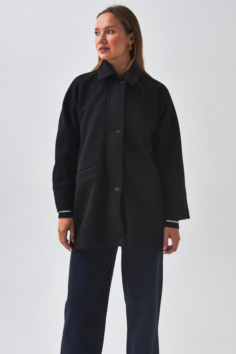 Reglan Kol Kısa Kaban Siyah