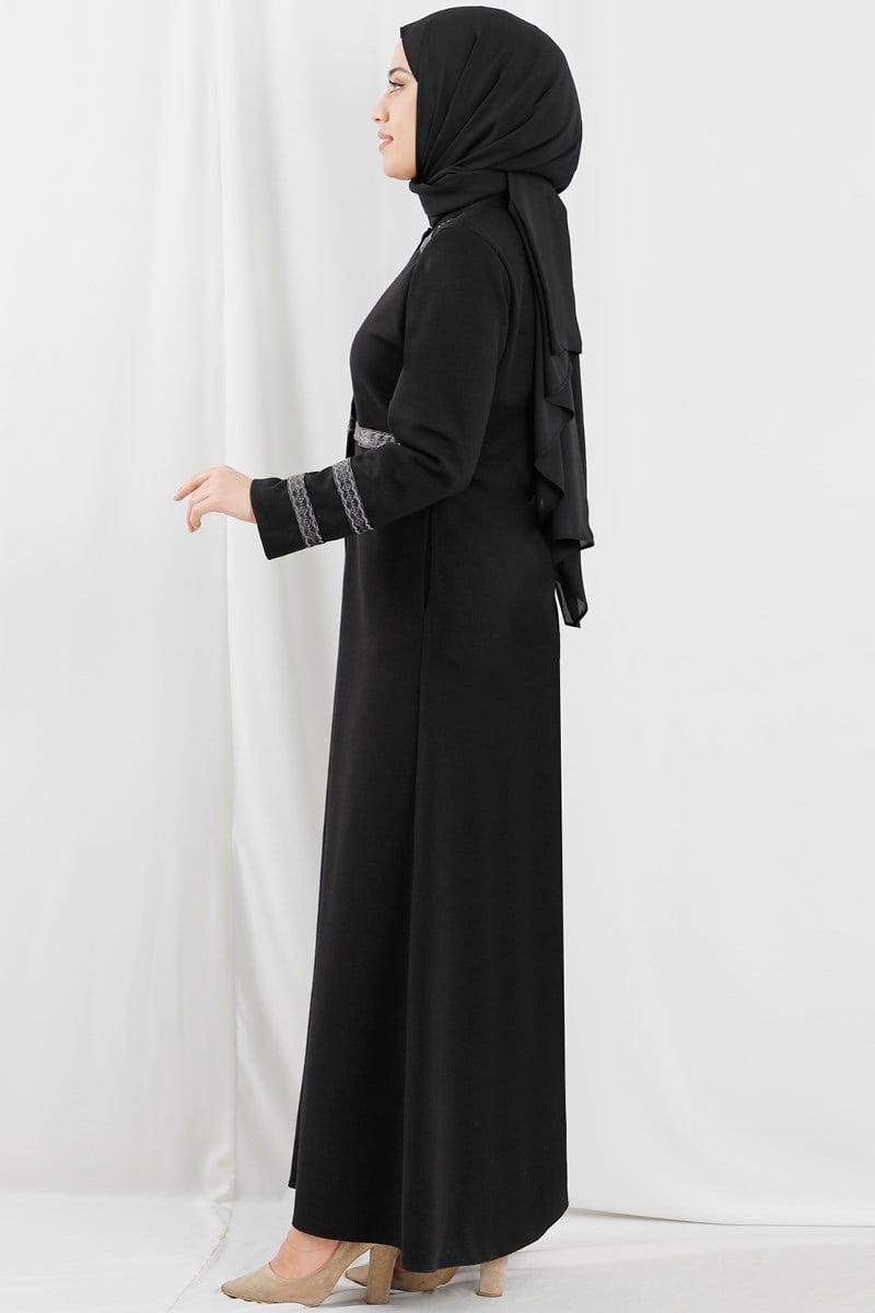 Şerit Detaylı Siyah Ferace