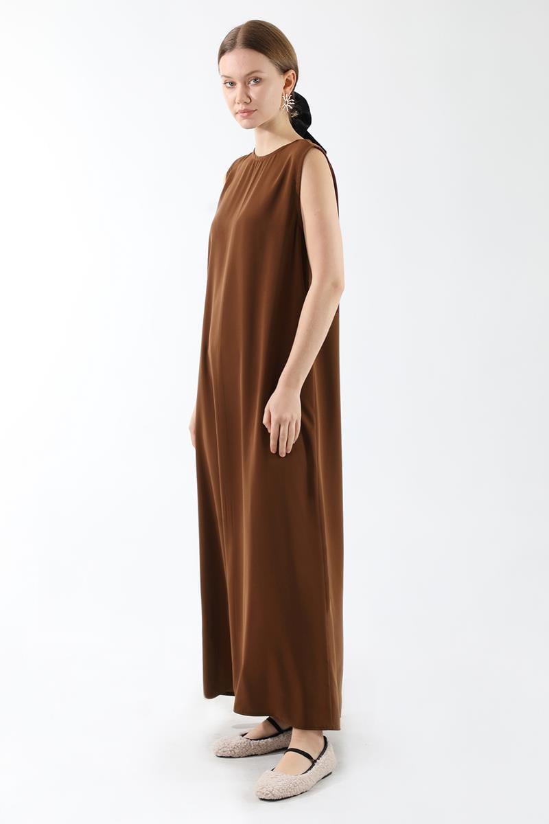 Sıfır Kol Uzun İçlik Elbise Acı Kahve