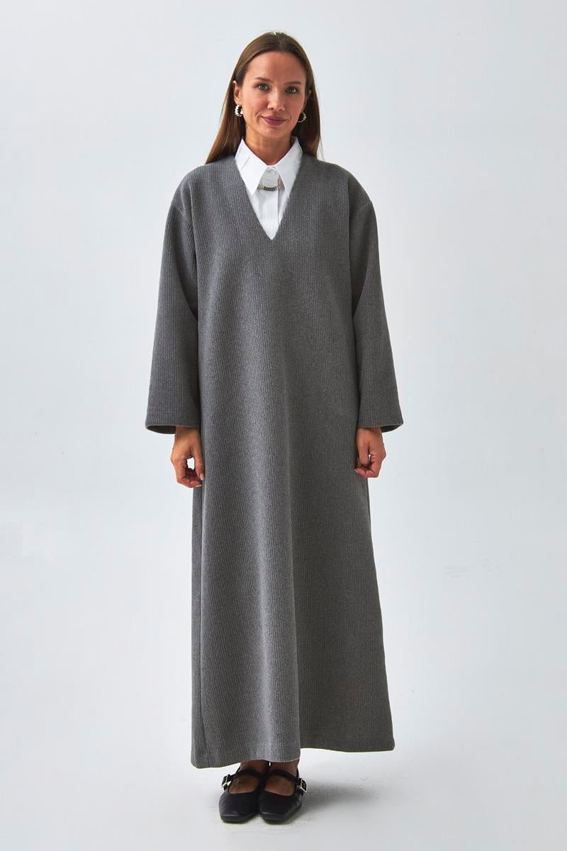 V Yaka Çizgi Dokulu Elbise Antrasit