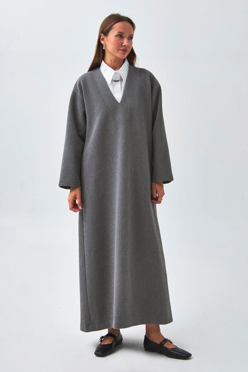 V Yaka Çizgi Dokulu Elbise Antrasit