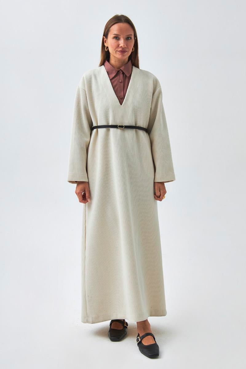 V Yaka Çizgi Dokulu Elbise Ekru