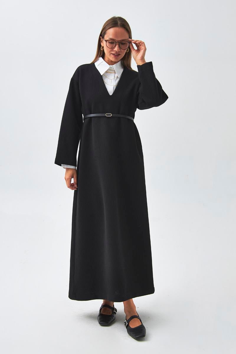 V Yaka Çizgi Dokulu Elbise Siyah