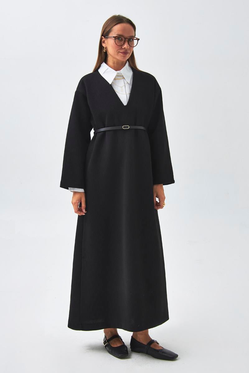 V Yaka Çizgi Dokulu Elbise Siyah