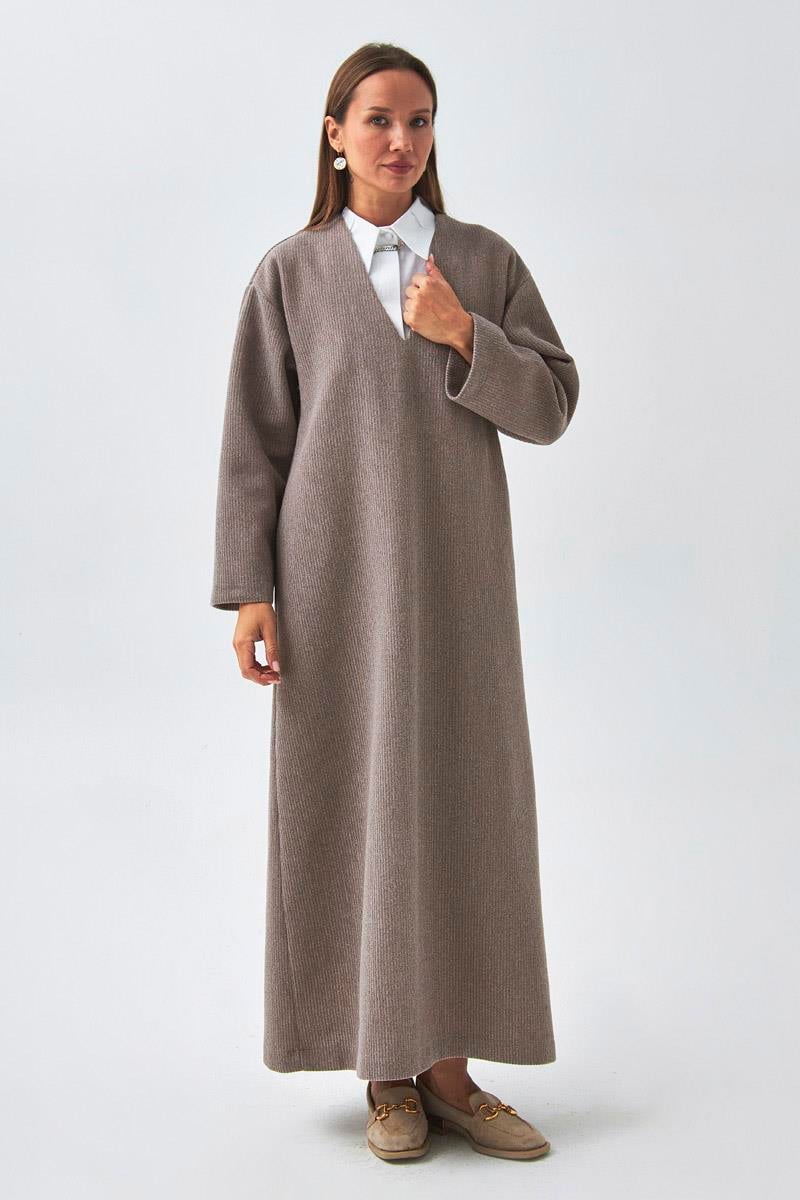 V Yaka Çizgi Dokulu Elbise Vizon