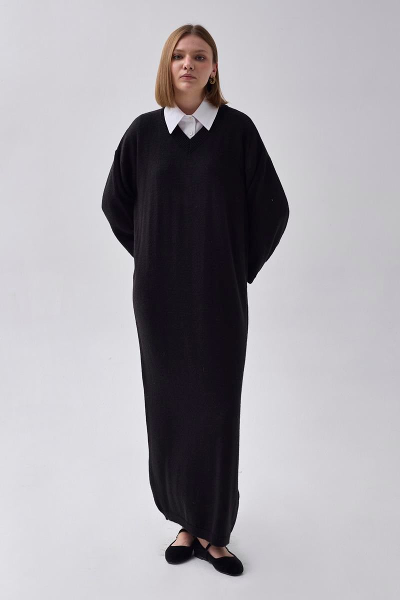 V Yaka Triko Elbise Siyah