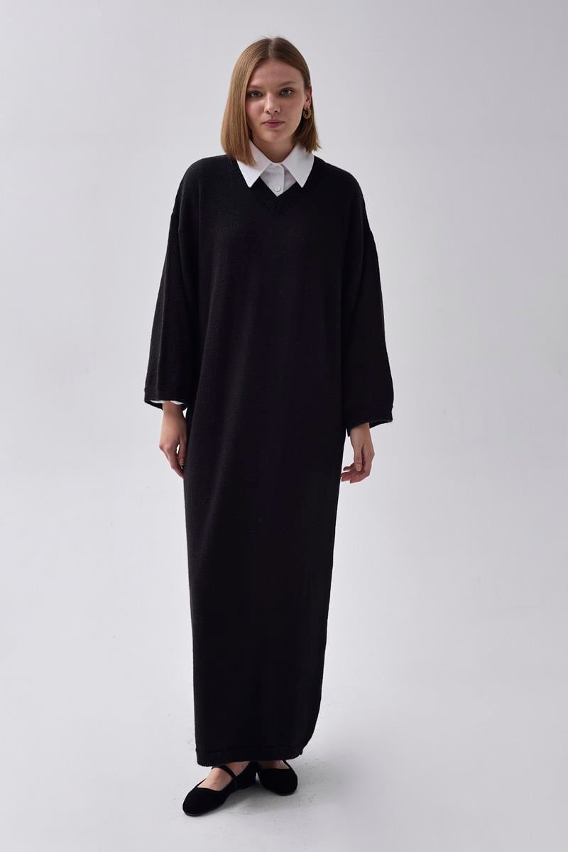 V Yaka Triko Elbise Siyah