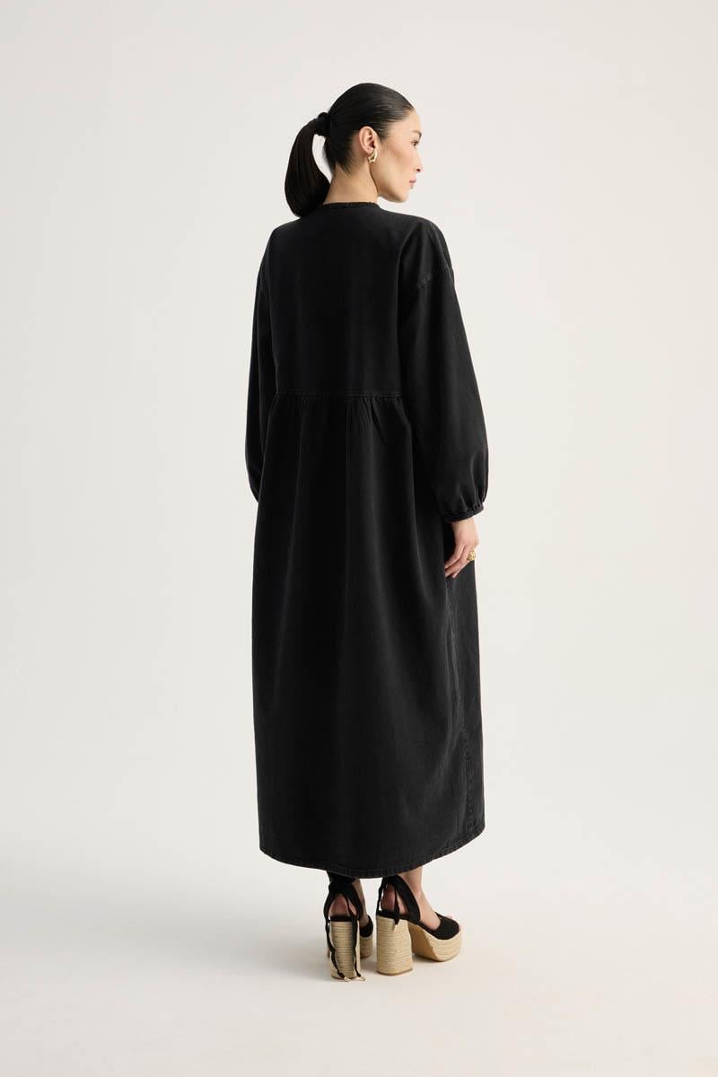 Yakadan Bağlamalı Denim Elbise Siyah