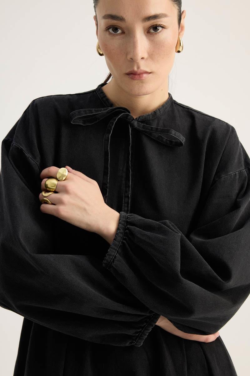 Yakadan Bağlamalı Denim Elbise Siyah