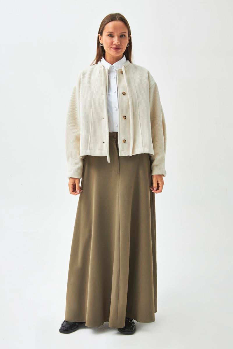 Yakası Bağlamalı Kısa Ceket Ekru