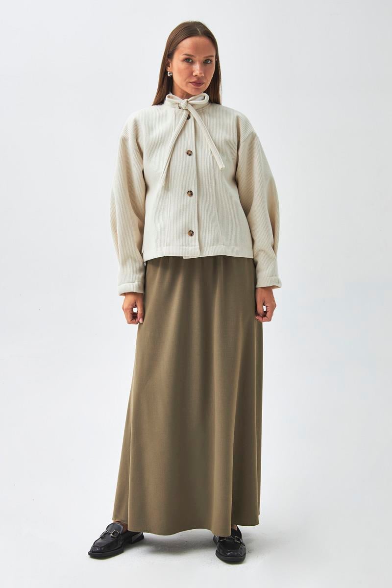 Yakası Bağlamalı Kısa Ceket Ekru