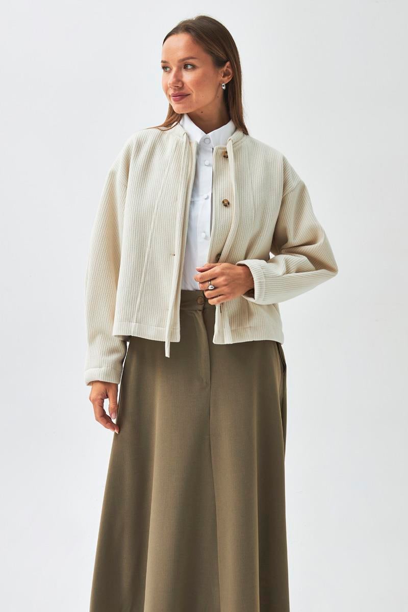 Yakası Bağlamalı Kısa Ceket Ekru