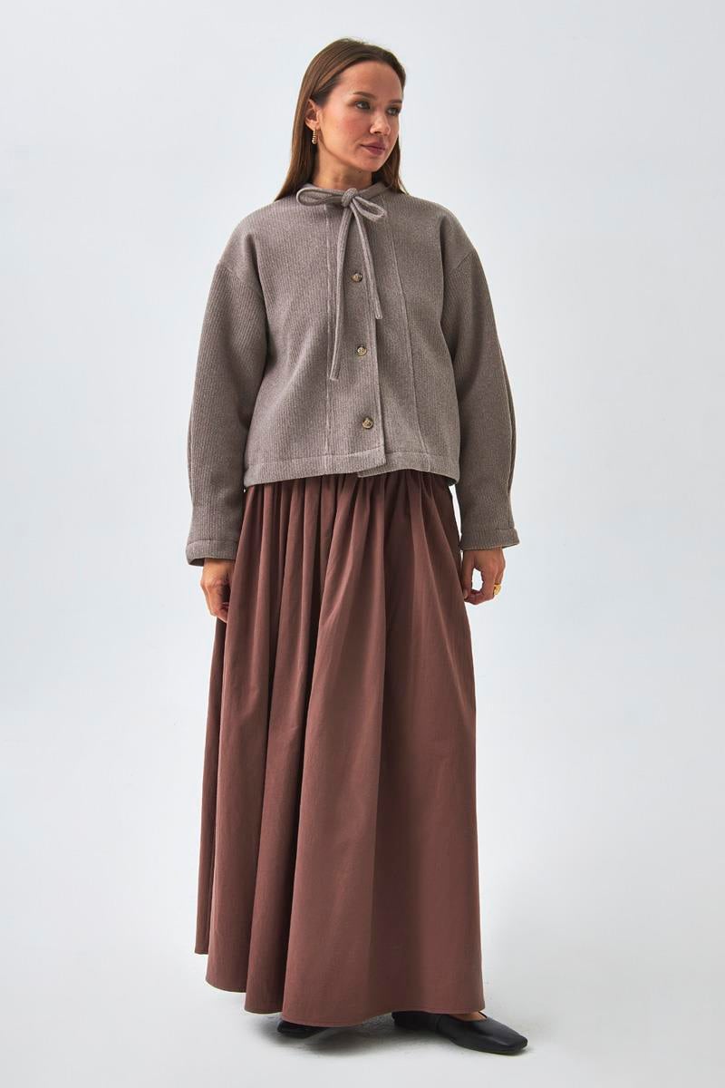 Yakası Bağlamalı Kısa Ceket Vizon