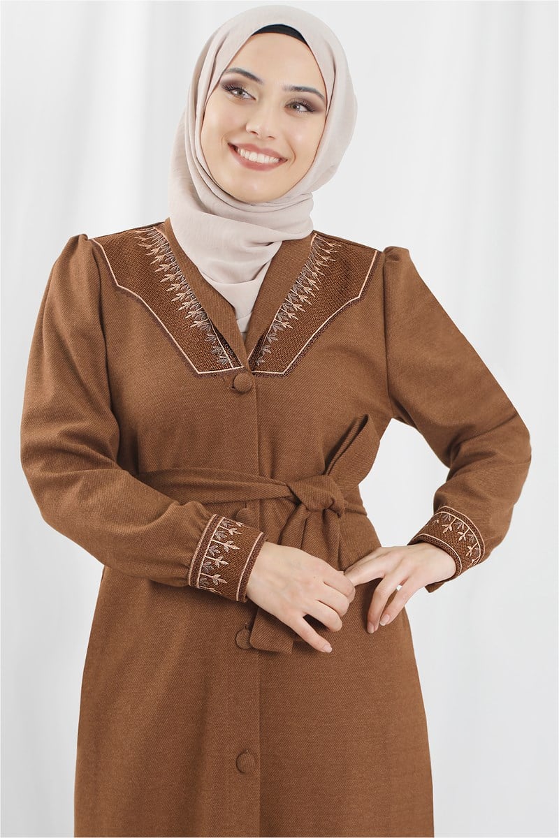Yakası Nakışlı Taba Ferace