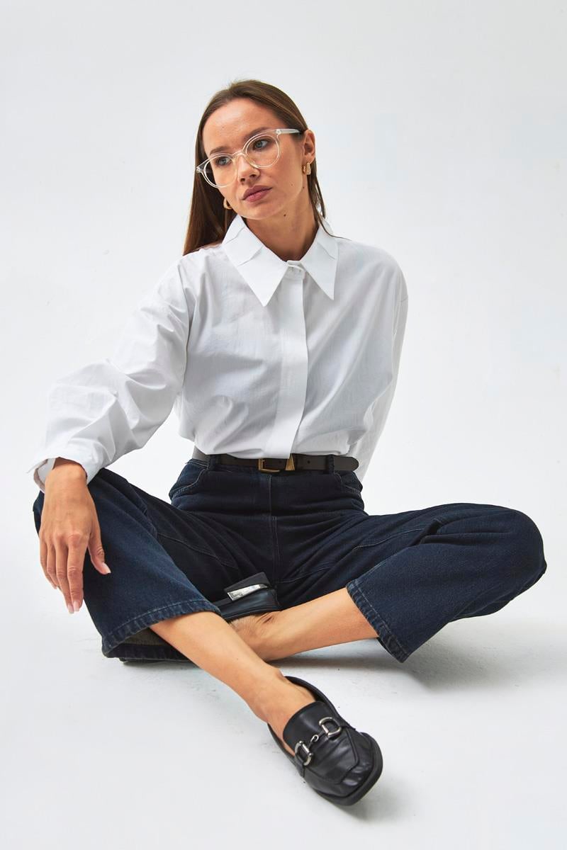 Yakası Pile Detaylı Gömlek Beyaz