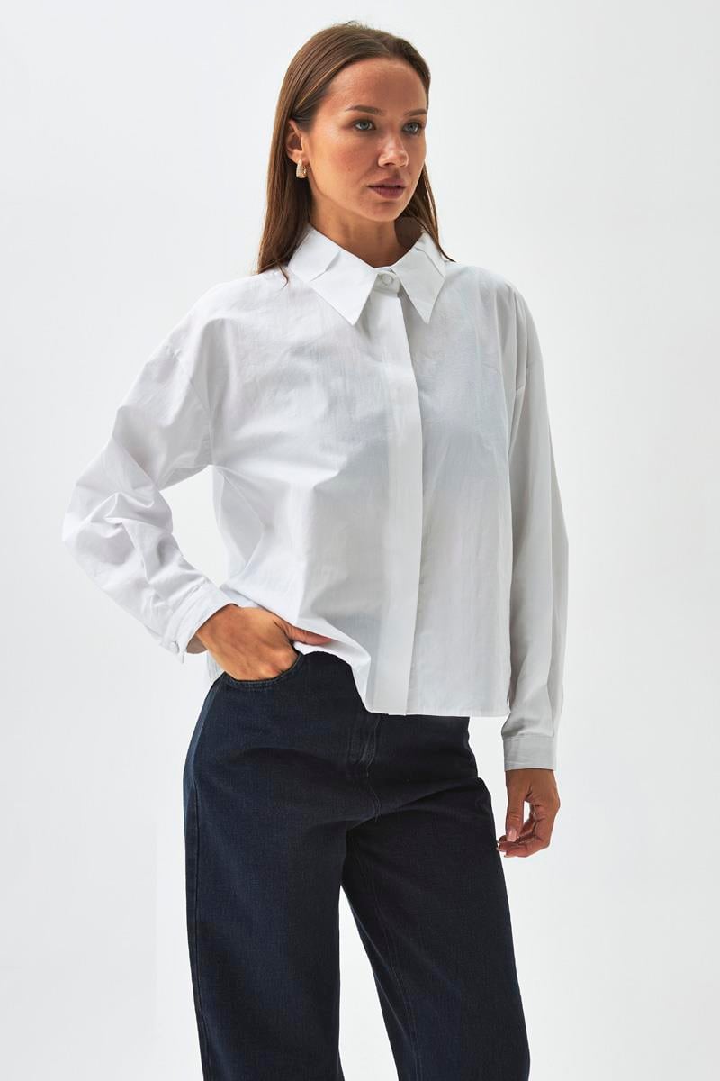 Yakası Pile Detaylı Gömlek Beyaz