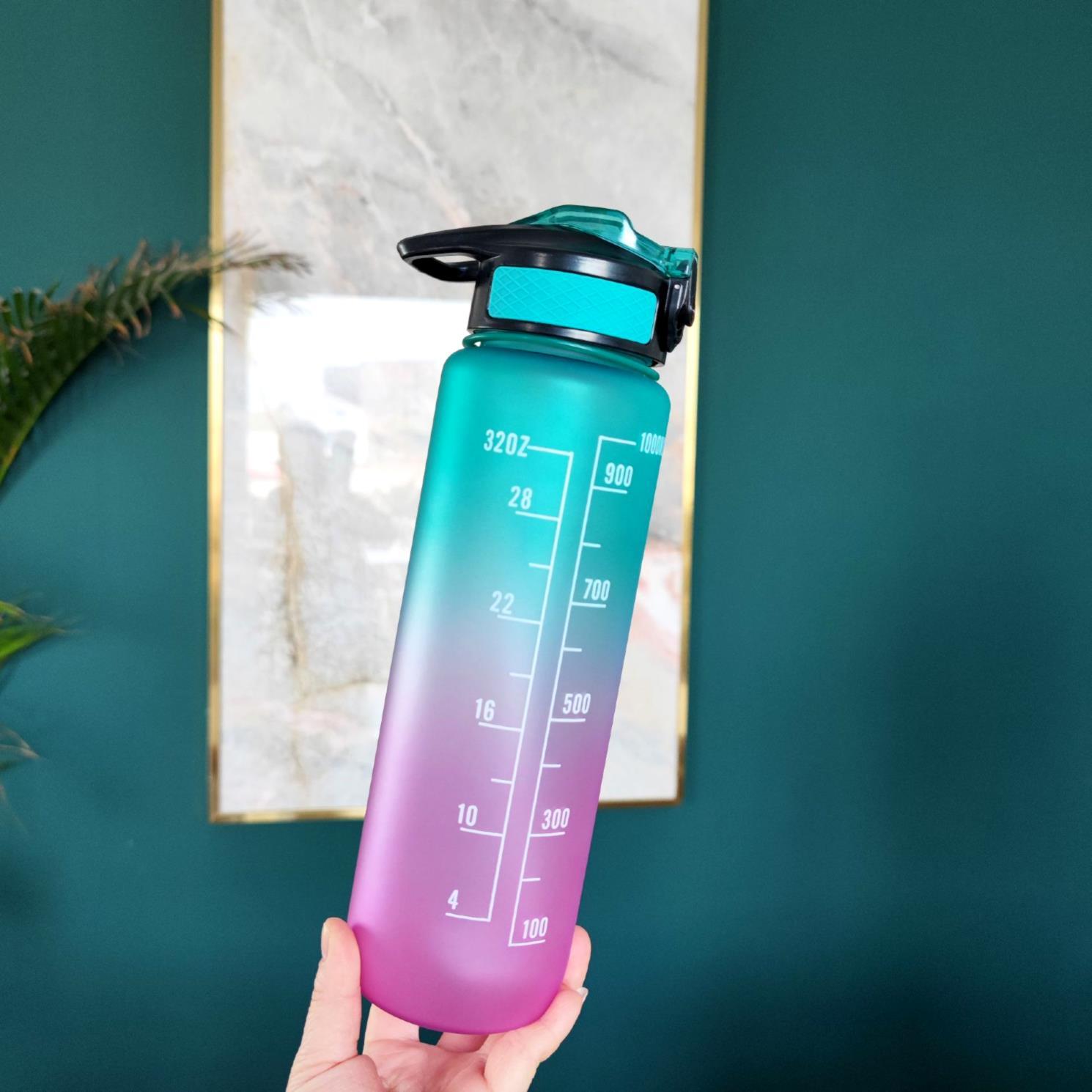 BottleBossBottleBoss Renk Geçişli Sızdırmaz Kapak Motivasyon Matarası 1 Litre Sticker HEDİYELİ Yeşil (BB-89959)YSL