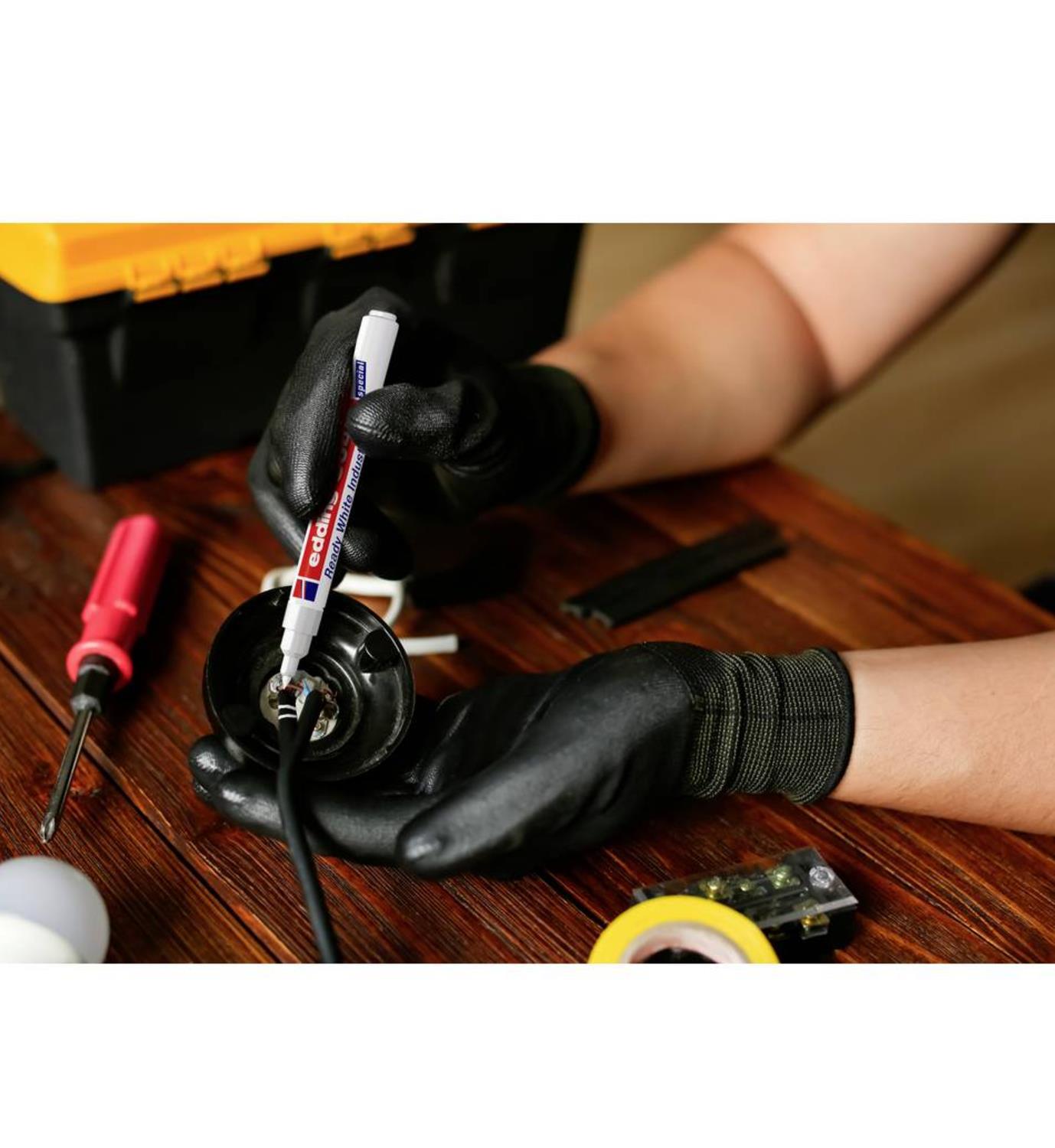 EddingEdding 8046 Yuvarlak Uç 1-3 mm Endüstri Kalemi Beyaz (ED804649)