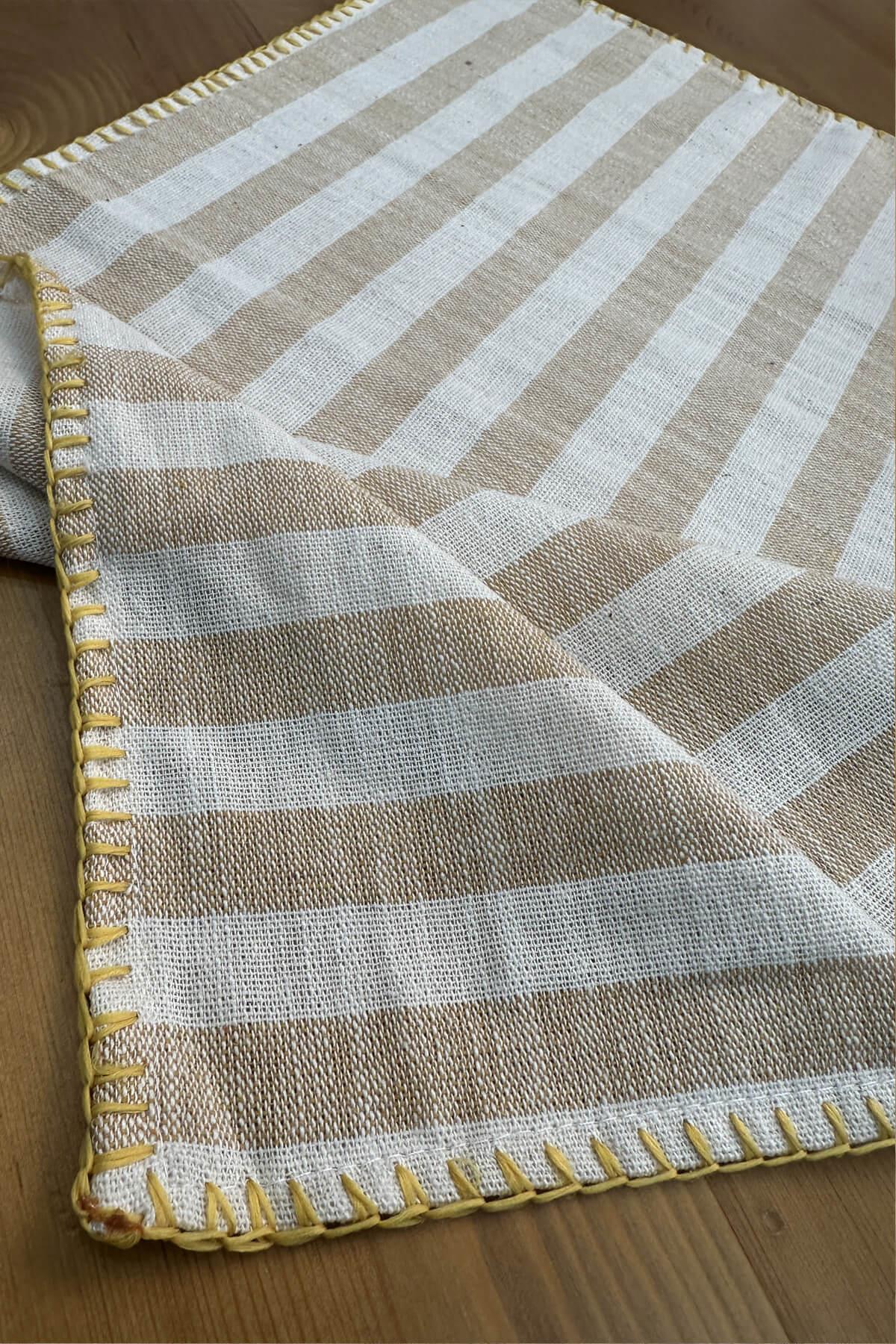Hardal Stripe Amerikan Servis Dantelli SuplaMarkaev