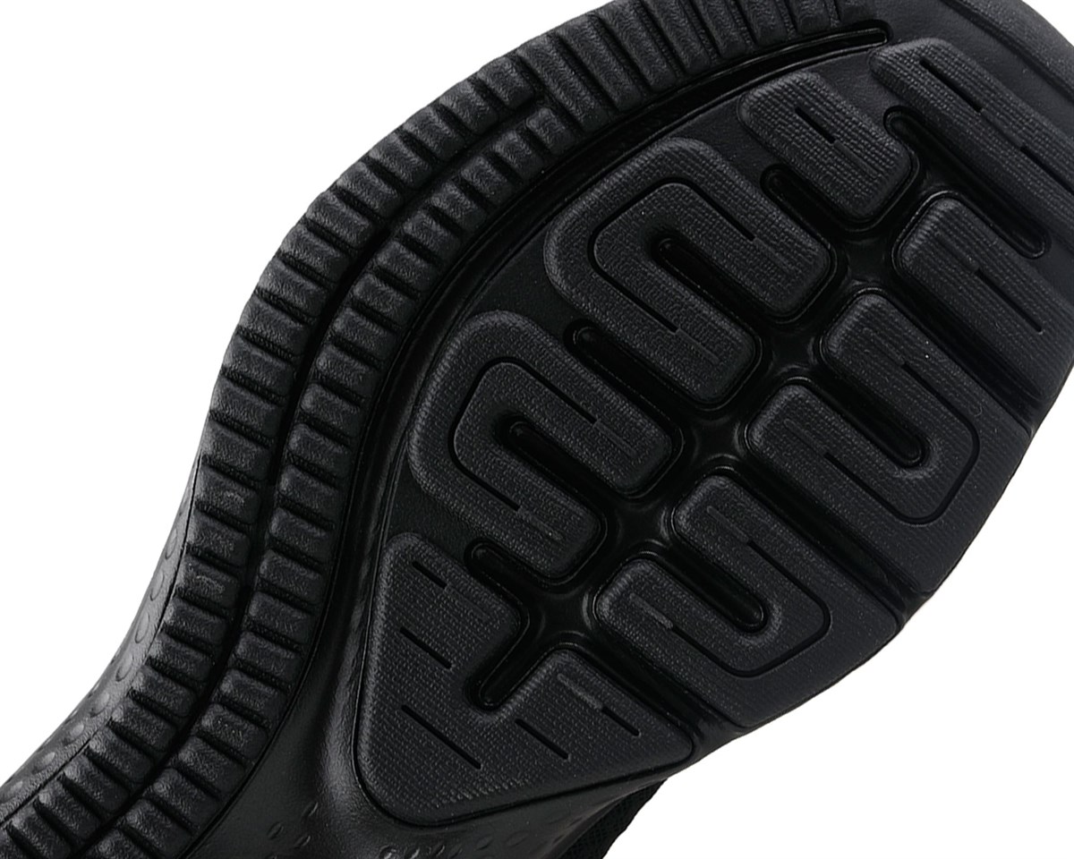 898464-020NEBIMV3NEBIMV3|898464-020|BLACKNİKE RUNALLDAY-BLACK