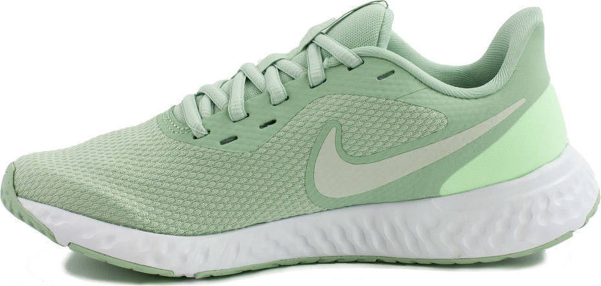 BQ3207-300Nike Wmns Revolution 5 Kadın Günlük Ayakkabı