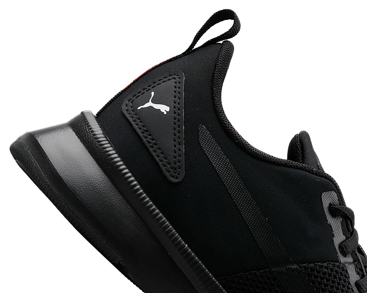 19225723Puma Flyer Runner Black-High Risk Red Unisex Günlük Ayakkabı - 19225723