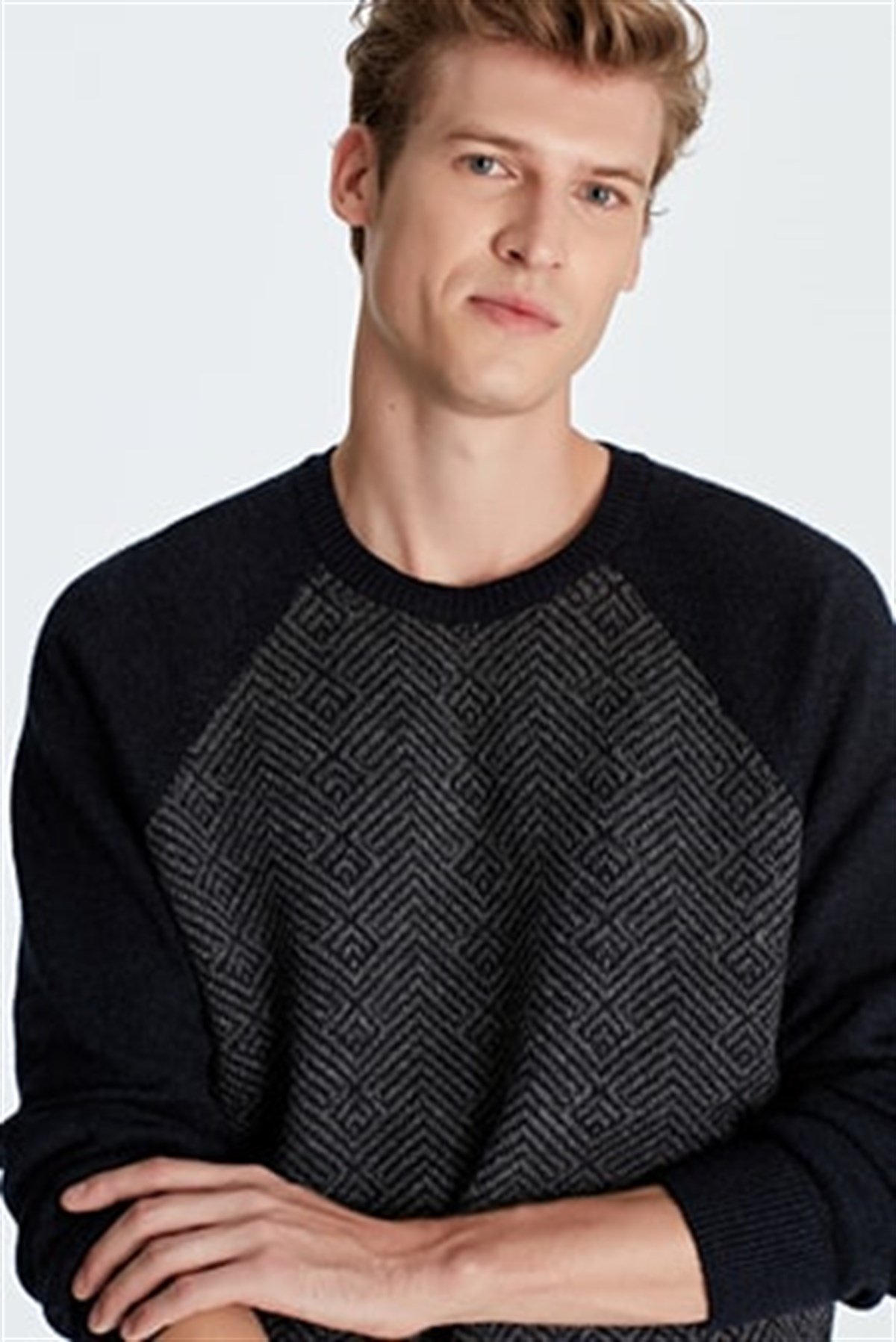 070652-29743NEBIMV3NEBIMV3|070652-29743|STDMAVİ SWEATER total eclipse-STD
