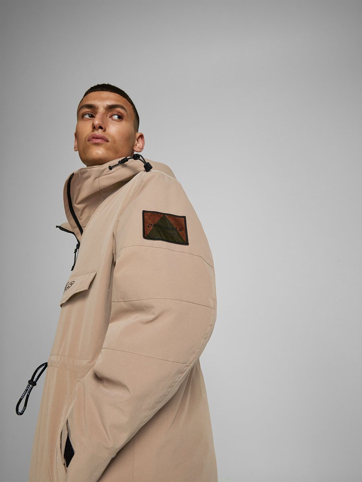 12177087Jack & Jones Jormountain Anorak Erkek Mont 12177087
