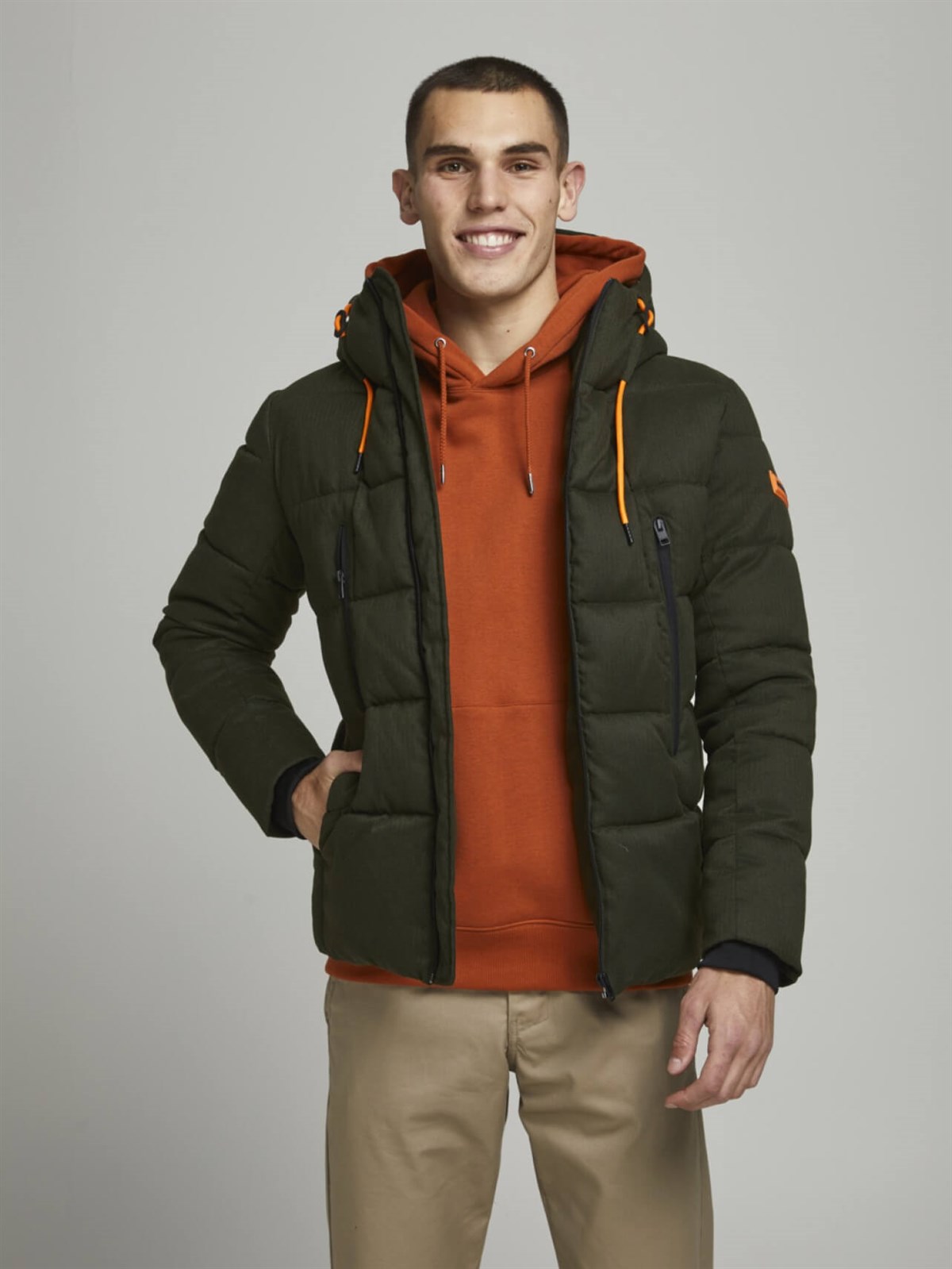 12157682Jack&Jones Jcofred Puffer Erkek Mont 12157682
