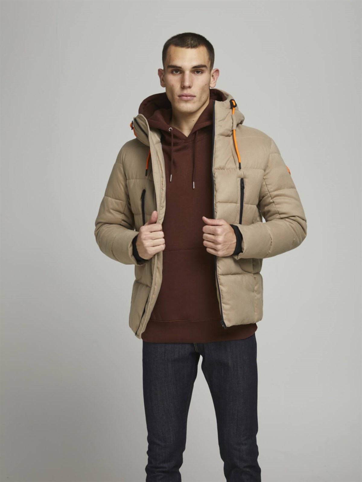 12157682Jack&Jones Jcofred Puffer Erkek Mont 12157682
