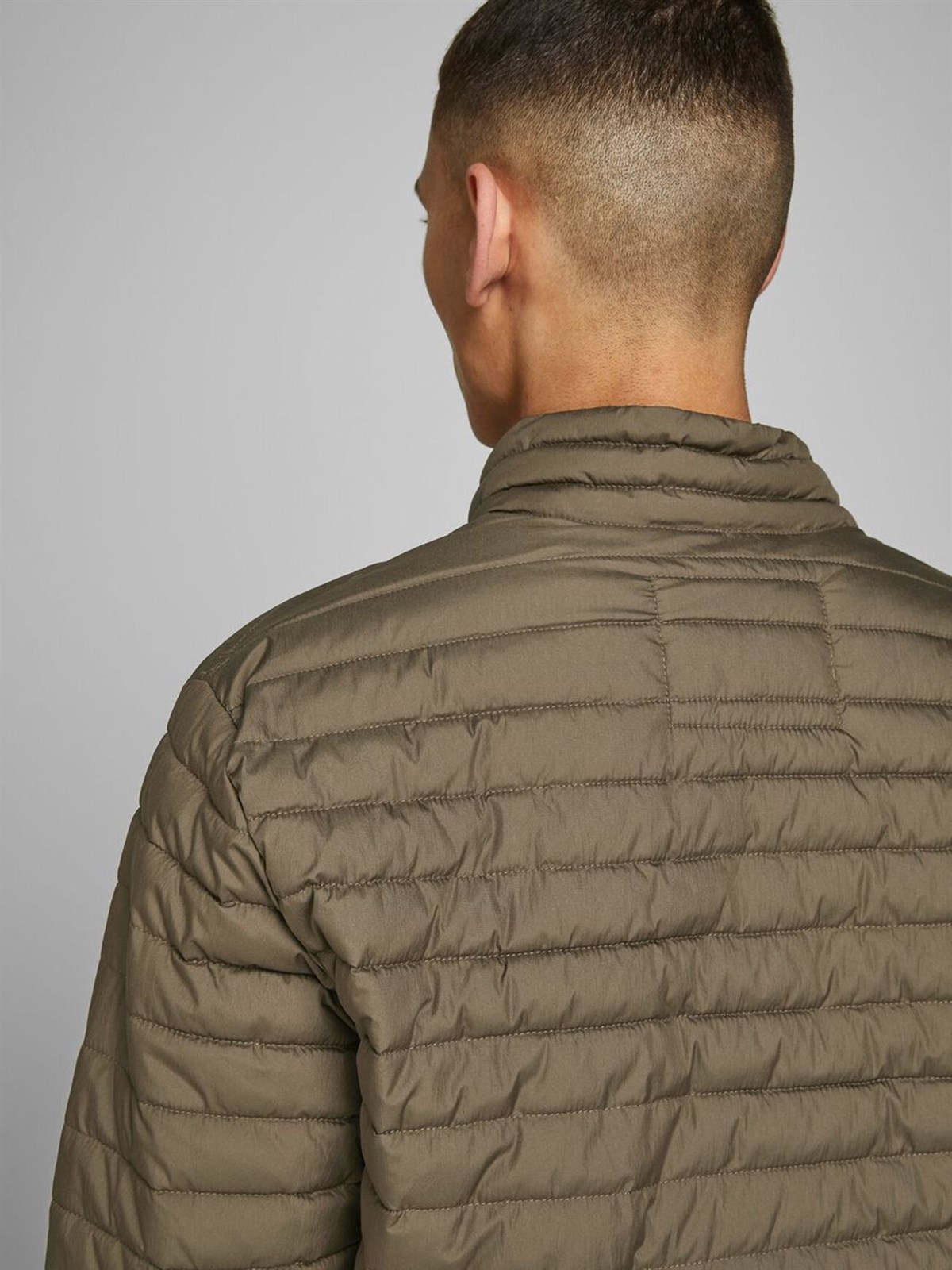 12173809Jack&Jones Jjrick  Erkek Mont