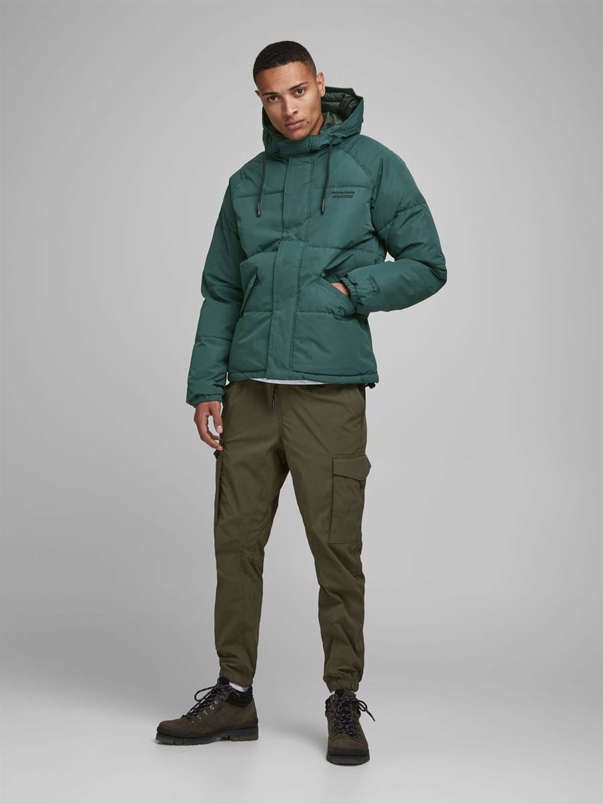 12178729Jack & Jones Jcotrant Puffer Erkek Mont 12178729